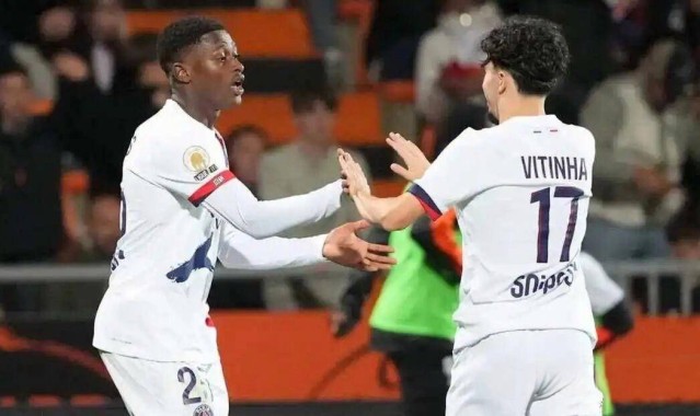 疯了！3-0横扫VS7场6负，穆帅封神，利物浦沉沦，巴黎要丢冠？