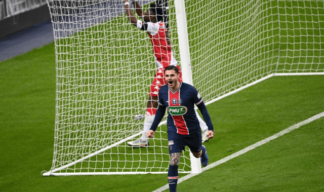 米兰体育报：巴黎批准2376红军球迷入场，欧冠夜王子公园重现喧嚣