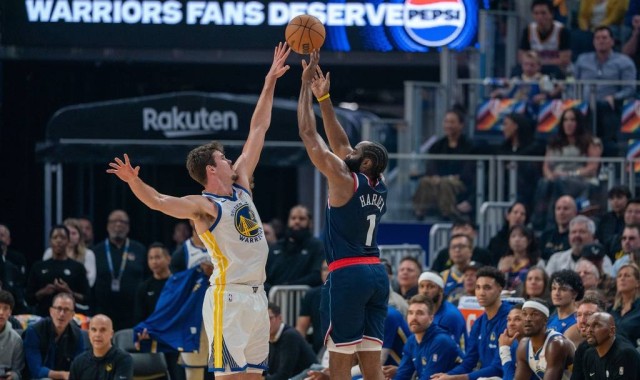 库里19+8哈登下半场0分 勇士轻取快船两连胜