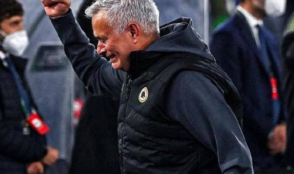 穆里尼奥告别葡超：昔日战术大师的双线崩盘与更衣室危机