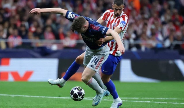 欧冠马竞1-1阿森纳，双点射揭示进攻乏力，次回合枪手占据优势