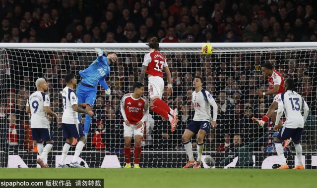 拜仁与阿森纳的欧冠巅峰对决：技术与战术的较量