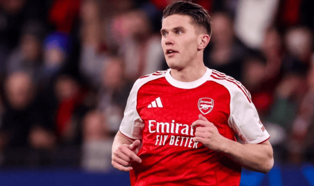 英超神剧情：门将两次失误送大礼，领头羊接近冠军，阿尔特塔挥拳狂欢