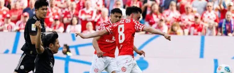 拜仁遭遇重创！德甲半场落后三球，四年来首次，乌尔比希表情尴尬