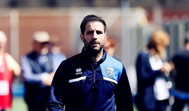 平均年龄不到24岁，法布雷加斯带平民球队掀翻卫冕冠军，意甲黑马太疯狂