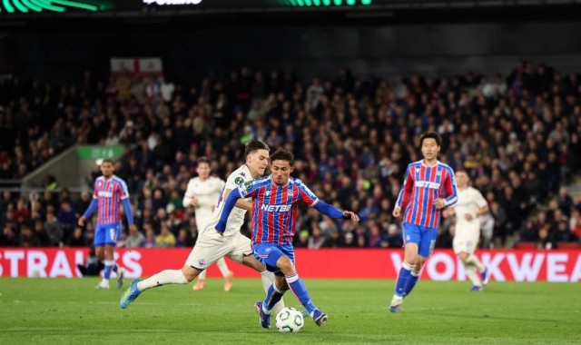 双响救赎！马特塔绝杀纽卡斯尔联，格拉斯纳力挺其重获球迷心