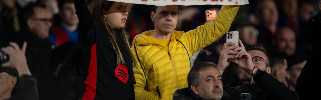 晴天霹雳！巴萨双闸齐伤，孔德巴尔德至少缺阵一月，弗里克新政蒙阴影，欧冠西甲双线告急！