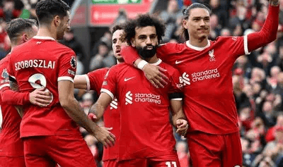 27万周薪！7500万身价成笑柄？孔帕尼一句话，利物浦的遮羞布还挂得住吗？