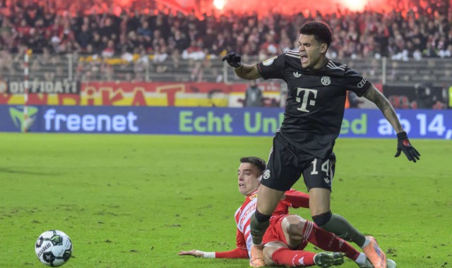 德甲第14轮：拜仁领跑积分榜，莱比锡与多特遭遇挫折！